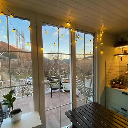 Apartment Nif Arpacik Mahallesinde Koey Evi