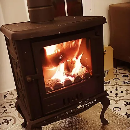 Nif Arpacik Mahallesinde Koey Evi